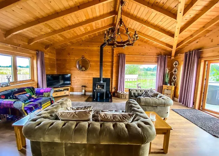 Beautiful 3-Bed Luxury Private Lodge In York